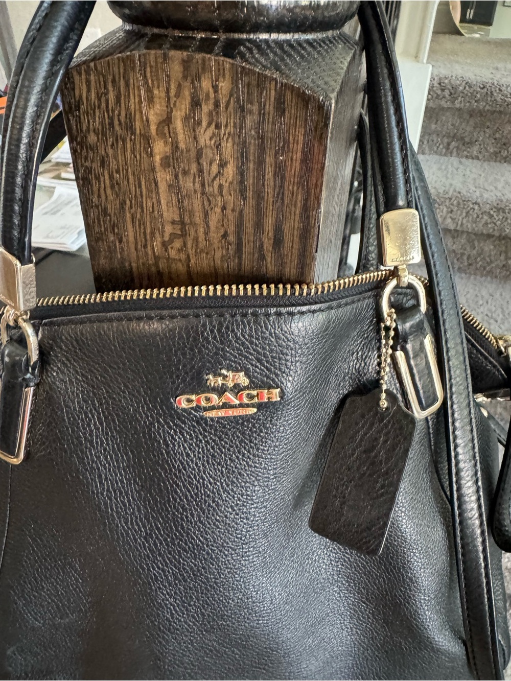 Coach Black Leather Shoulder Bag with Gold Hardware - Picture 3 of 10